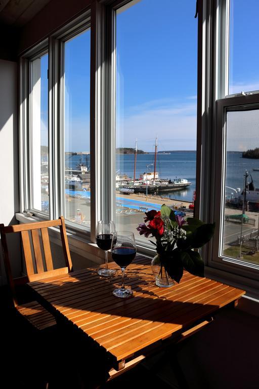 Rum Runner Inn Lunenburg Rum bild