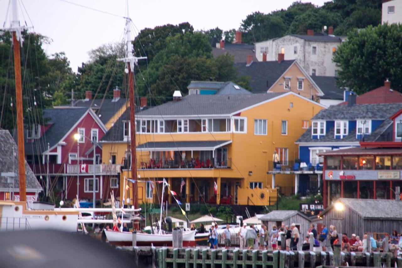 Rum Runner Inn Lunenburg Exteriör bild